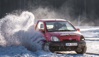 Pozitīvā gaisotnē un saulainos apstākļos noskaidroti Rīgas ziemas kausa uzvarētāji