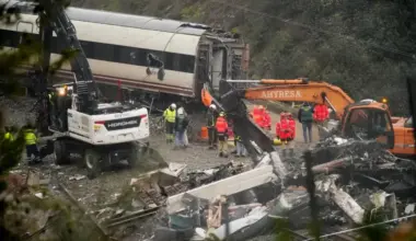 Spānija izmaksās 20 miljonus eiro kompensācijās ātrgaitas vilcienu avārijas upuriem