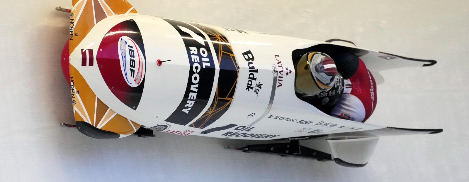 Bobsleja pilota Grantiņa ekipāža treniņbraucienā olimpiskajā trasē piedzīvojusi kritienu / Diena