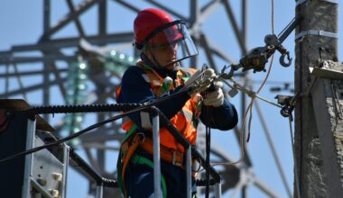 Elektrības cenas turpina strauji augt! Kāda aizvadītajā nedēļā bija cena par megavatstundu?