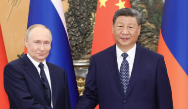 Putins sarunā ar Sji slavē Krievijas un Ķīnas attiecības / Diena