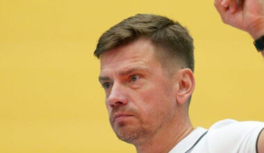 Krastiņš Latvijas volejbola izlases trenera amatā koncentrēsies uz komandas darbu / Diena