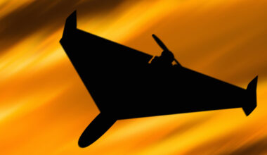 ASV notriec Irānas dronu, kas tuvojies ASV aviācijas bāzeskuģim / Diena