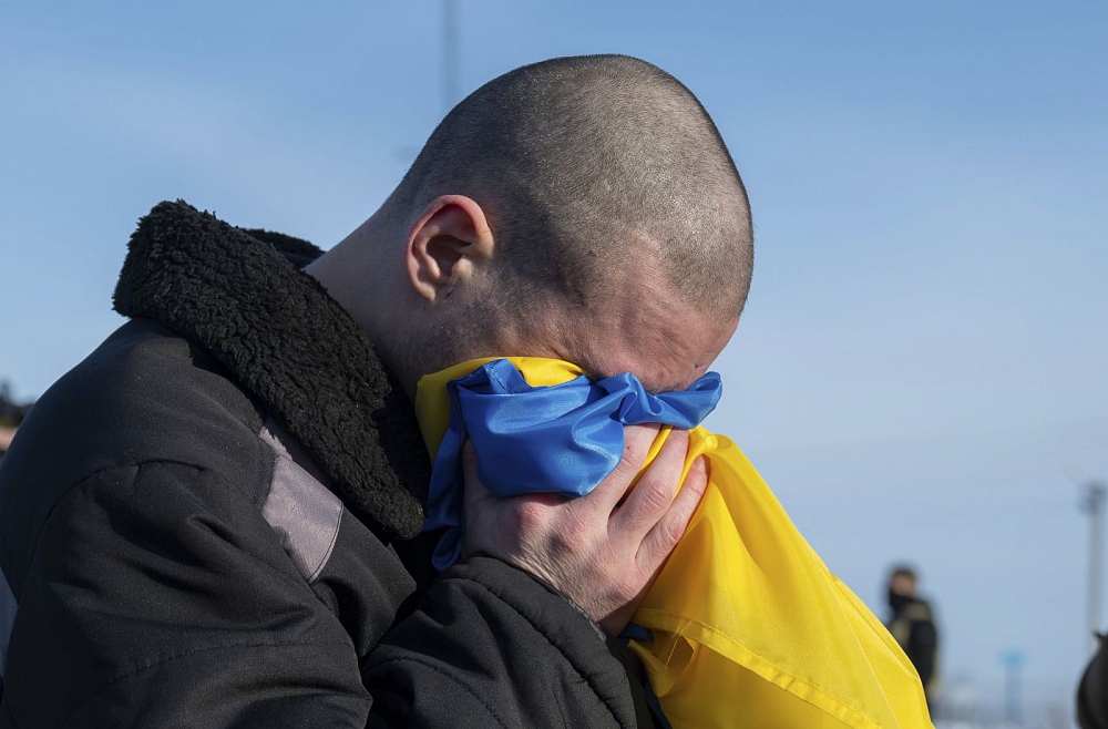 Trīspusējās sarunās Abu Dabī panākta vienošanās par vairāk nekā 300 gūstekņu apmaiņu / LR1 / / Latvijas Radio