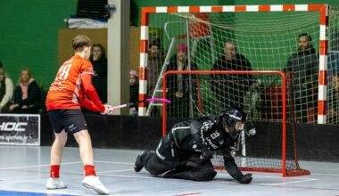 Latvijas Florbola savienība » LV » 2025/2026 » Jaunumi » Lielvārdieši pēcspēles metienos pārspēj "FBK Rīga Rockets"