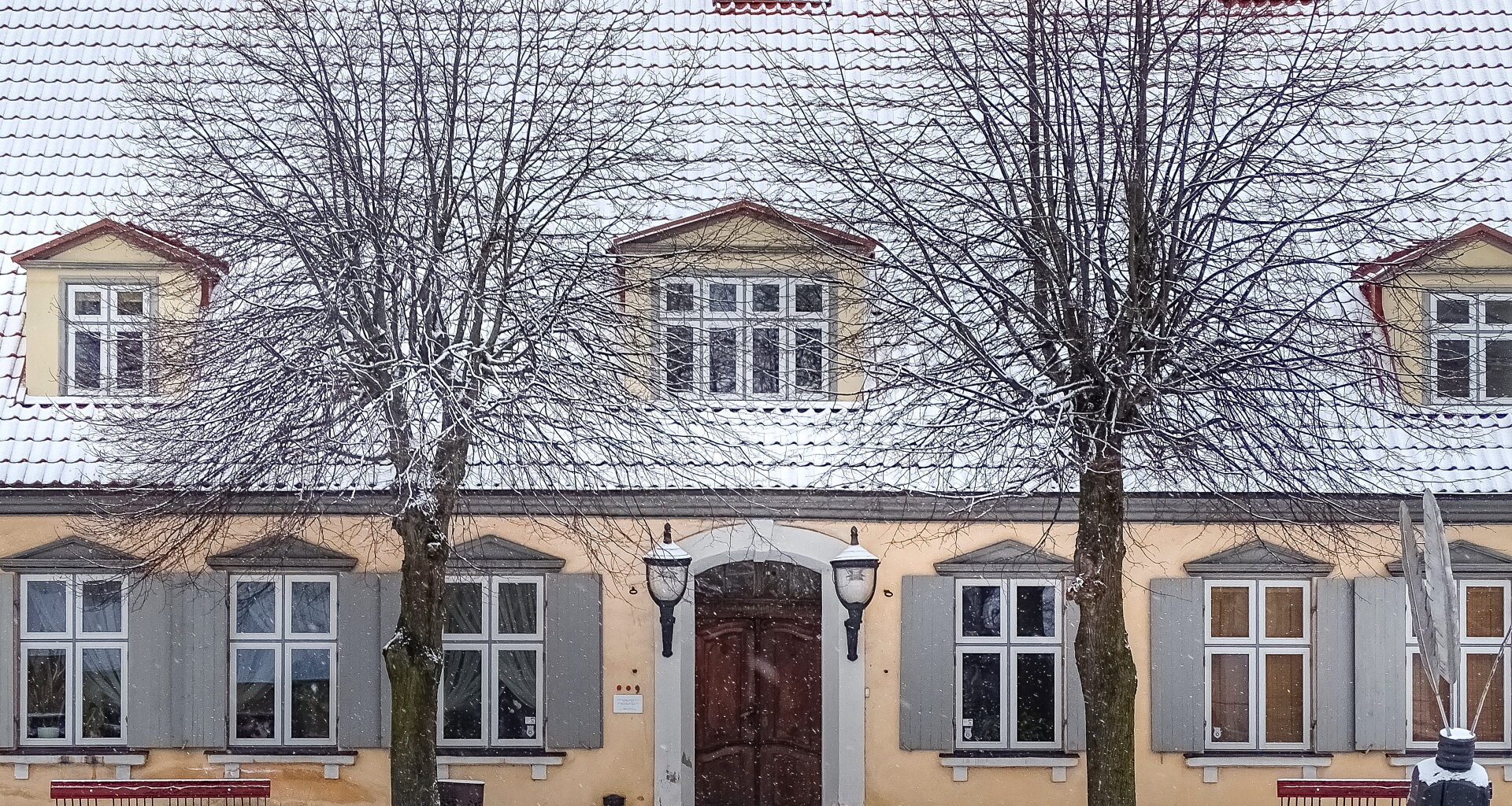 Rakstnieku un tulkotāju mājas rezidenti februārī