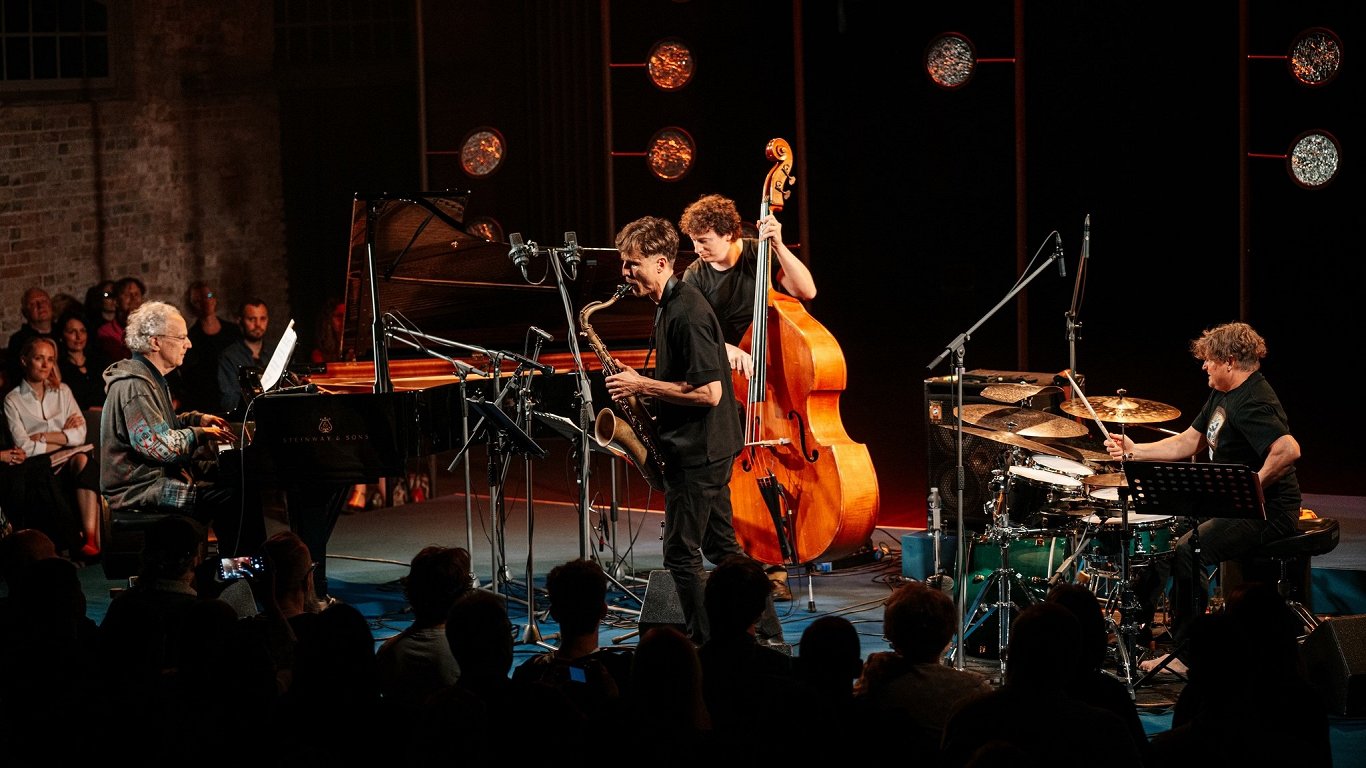 Raimonda Paula džeza svītas pianista un komponista Uri Keina interpretācijā