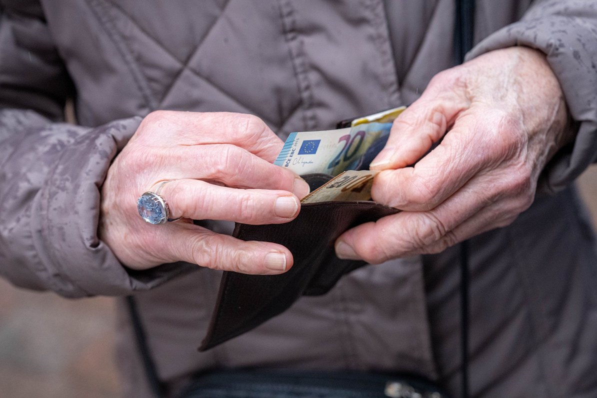 Somijā pērn no iedzīvotājiem izkrāpti 70 miljoni eiro / Raksts