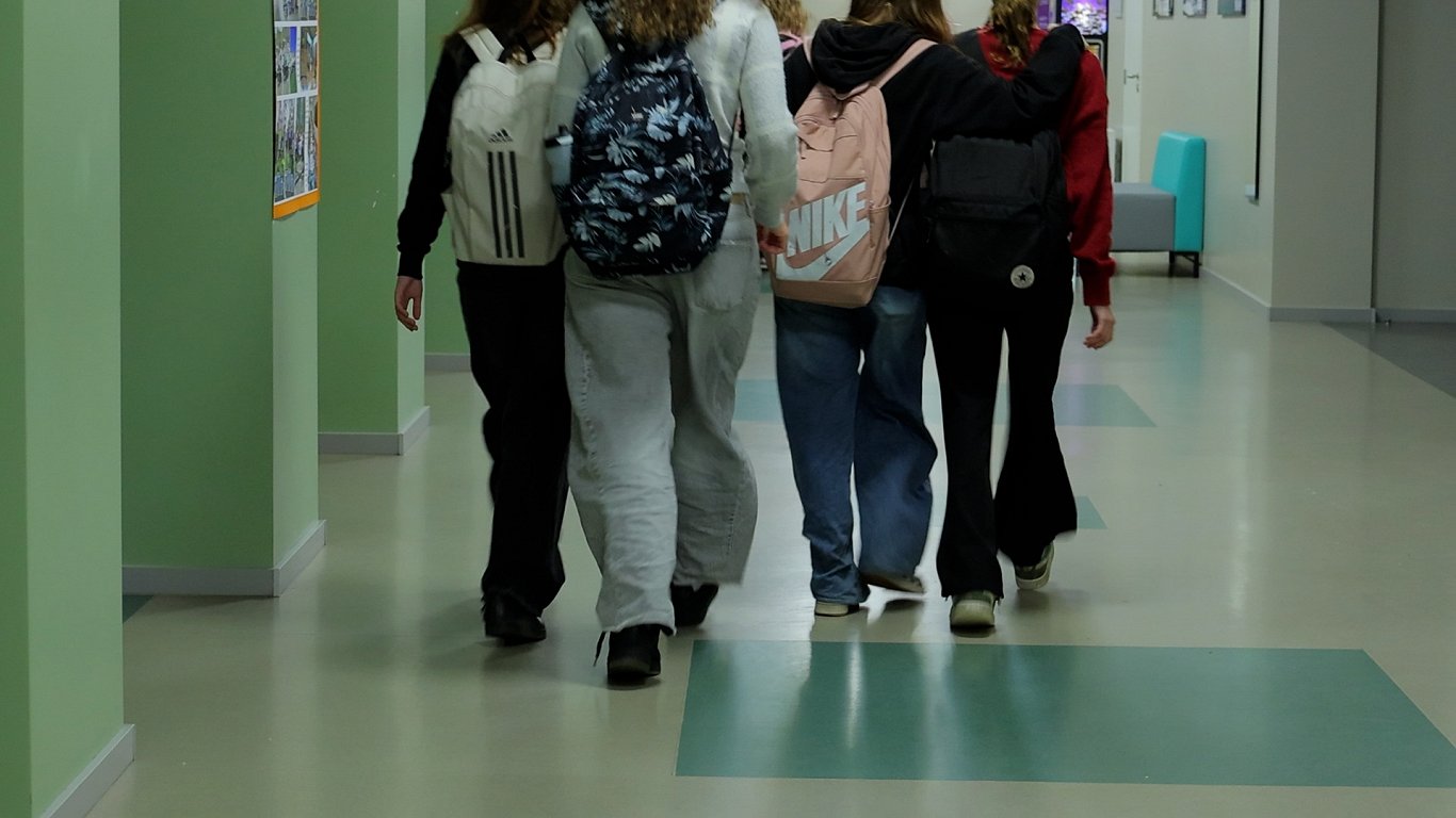 Pedagogi vieni nevar atrisināt visas problēmas / Raksts