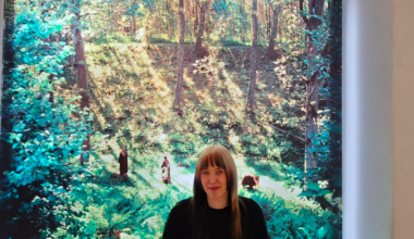 Fotoattēlu rētas, zilumi, apdegumi un putekļi mākslinieces Agates Tūnas jaunākajā izstādē / Raksts