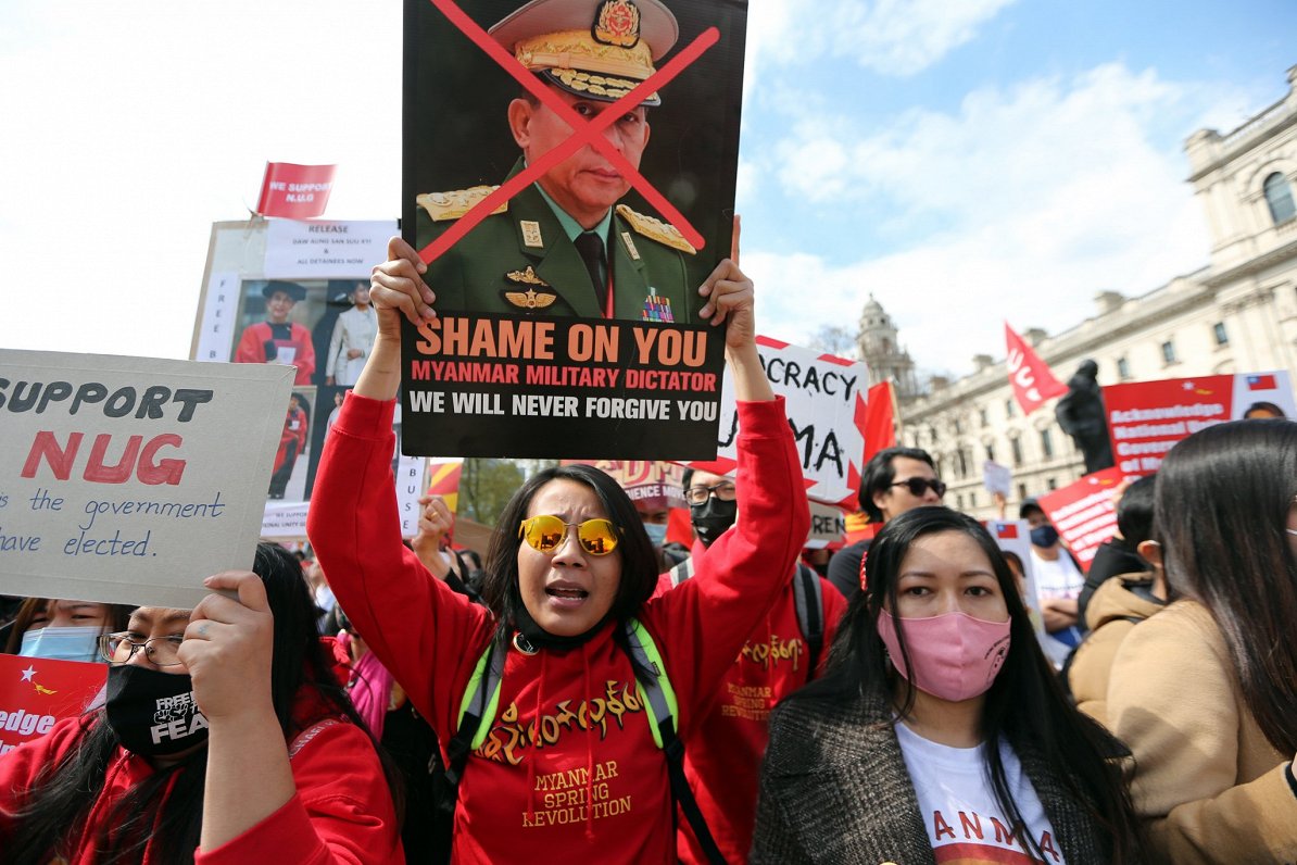 Mjanmas demokrātijas atbalstītāju demonstrācija Londonā, 2021. gads
