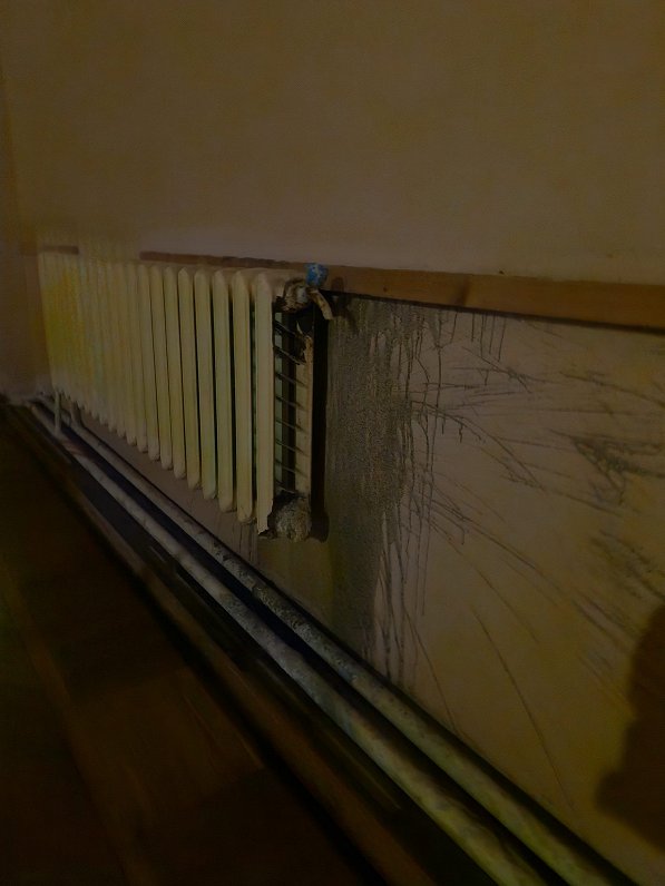 Druvienas kultūras namā aukstumā saplīsuši čuguna radiatori