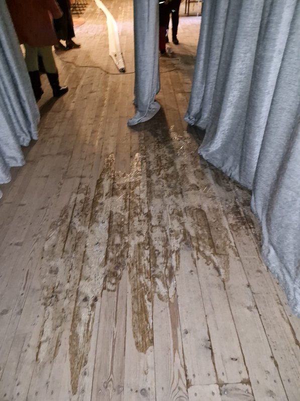 Druvienas kultūras namā aukstumā saplīsuši čuguna radiatori