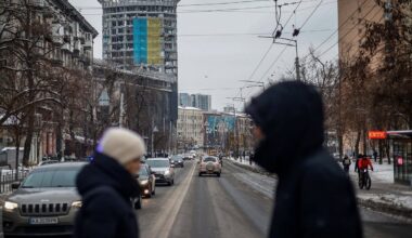 Kijiva pakāpeniski atgūst apkuri; bērni pēc vairāku nedēļu pārtraukuma atgriežas skolās / Raksts