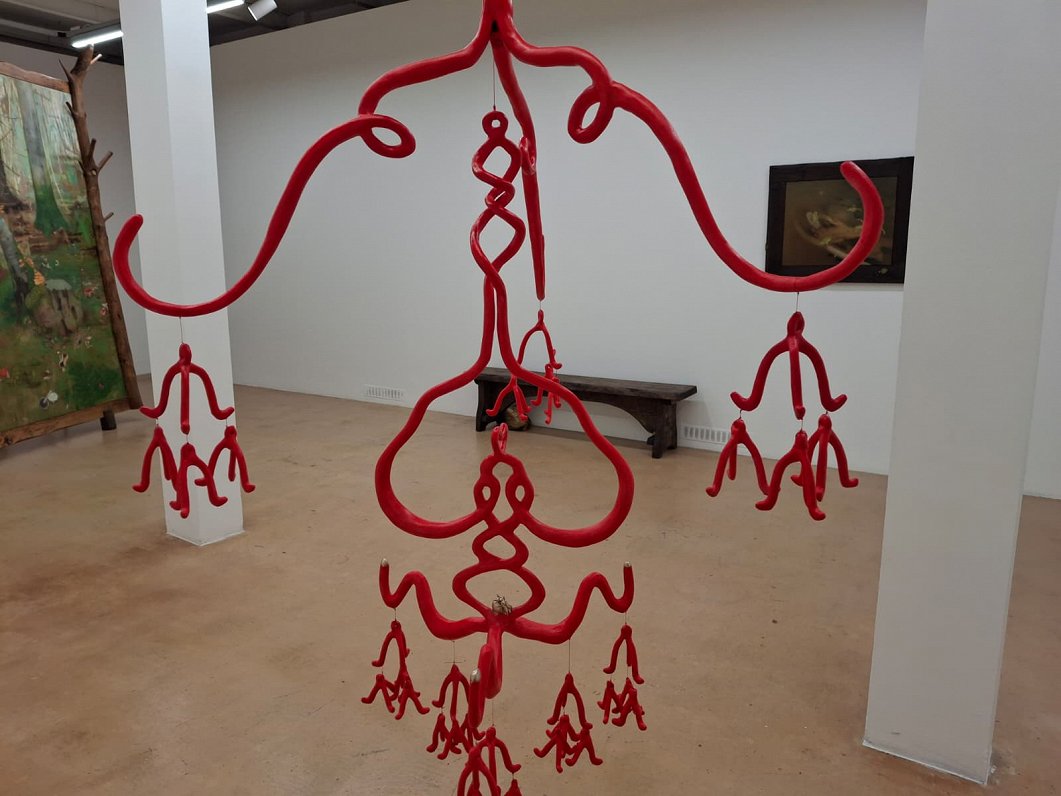 Annas Egles un Ievas Putniņas izstāde "Spēkstacija"