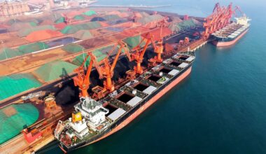 Kvingdao ostas terminālis Ķīnā