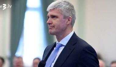 “Es nekur neaizeju.” Bartaševičs pārtrauc klusēšanu pēc pielades nesaņemšanas darbam ar valsts noslēpumu