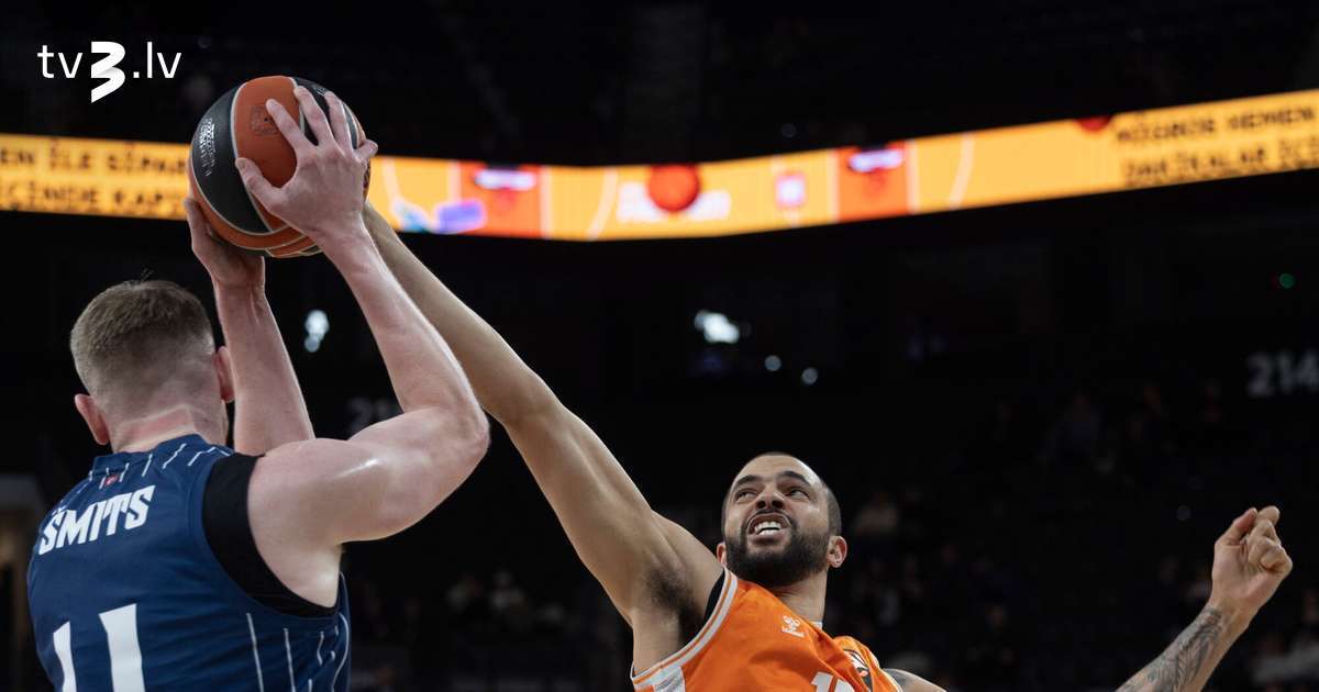 Šmits Eirolīgas spēlē pret “Valencia” guvis paceles cīpslas muskuļa traumu - tv3.lv