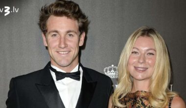 Tenisists Kaspers Rūds un viņa līgava Marija kļuvuši par vecākiem