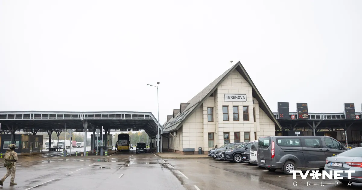 Bojājot barjeras, Tadžikistānas pilsonis ar "Lexus" nelikumīgi šķērso valsts robežu