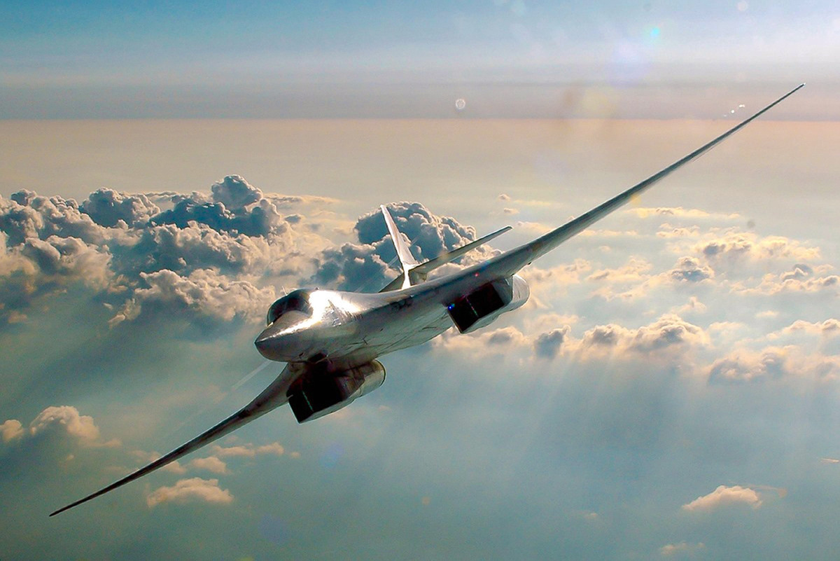 Russia nuclear bombers followed by NATO fighter jets off coast of Europe