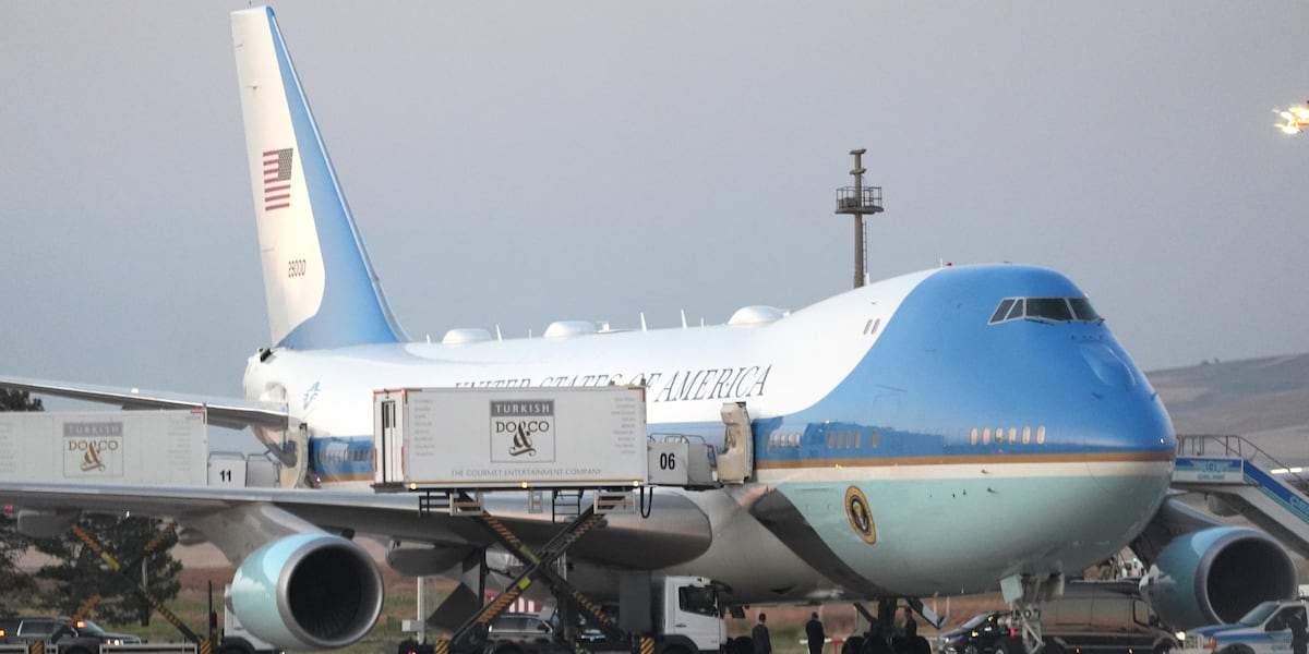 Iran threat prompted Trump to take military plane from NATO Summit