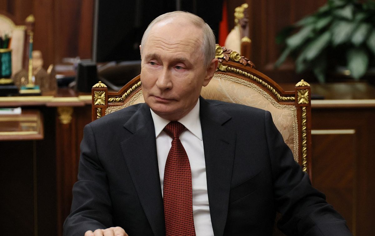 Putin risks accidental confrontation with Nato