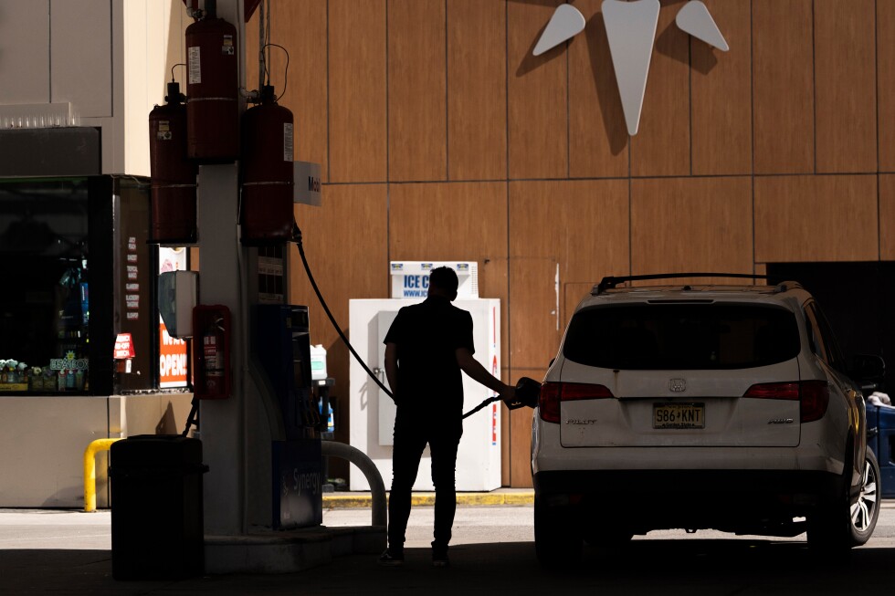 The US economy stumbled as 2025 came to a close, new data shows