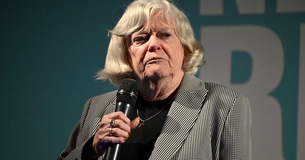 British counterterrorism police take over investigation into "horrific murder" of veteran politician