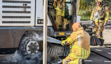 112-nieuws: Lange files door technische problemen spitsstroken | Veegwagen vat vlam - RTV Utrecht