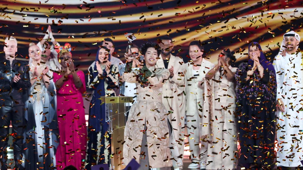 Vietnam wint vernieuwd Russisch songfestival, VS plots afwezig