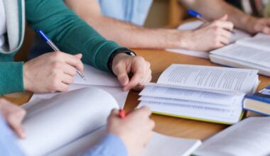 Miljoenen schoolboeken jaarlijks in de kliko, druk op uitgevers neemt toe
