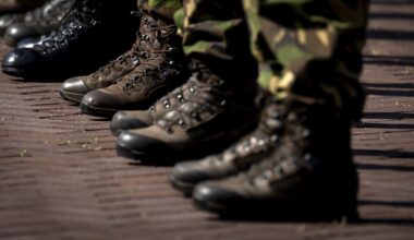 Vrijwillige Defensie-enquête naar alle 17-jarigen, later mogelijk verplicht