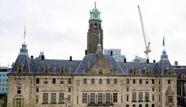 Rotterdamse ambtenaar gaf daklozenwoningen weg aan familie en vrienden