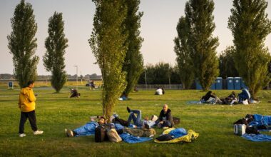 Minister Keijzer wil meer nareizigers bij familie laten wonen