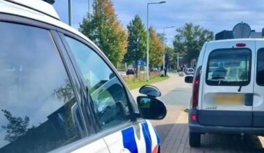 Vlaardingse man zonder rijbewijs na 30 jaar twee keer betrapt, auto ingenomen
