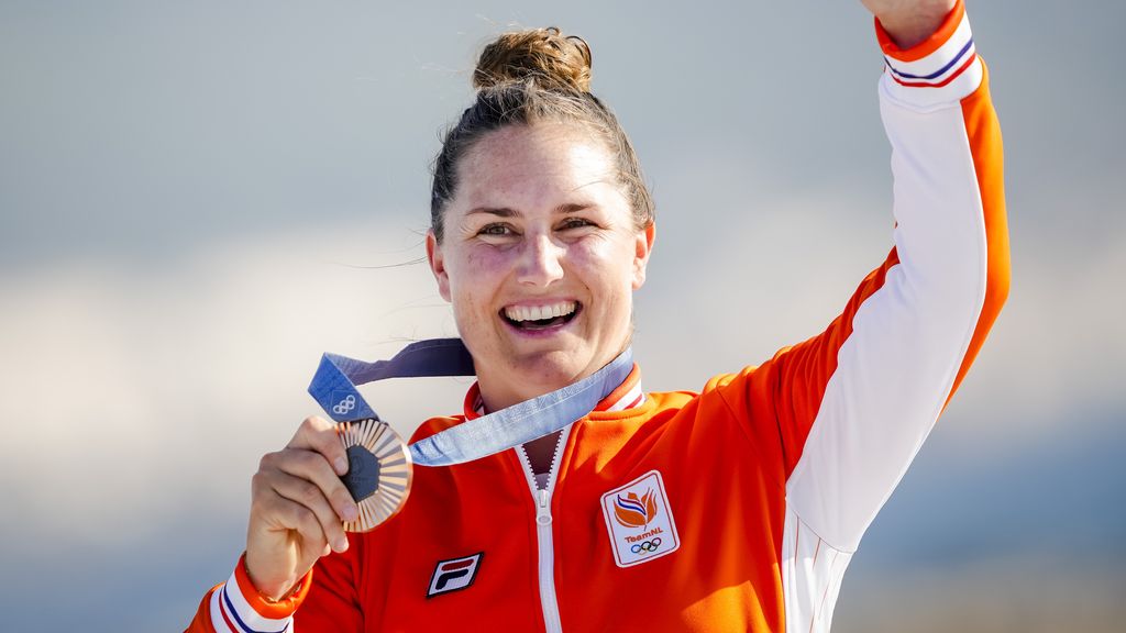 Kitefoilster Lammerts, winnares van olympisch brons, zwaait af als topsportster