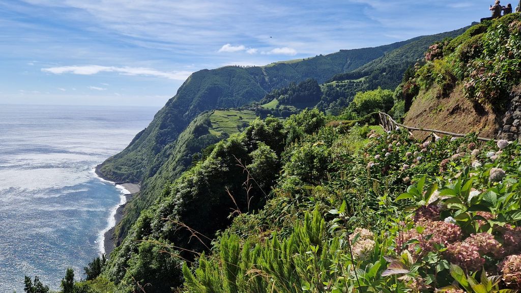 Orkaan Gabrielle op weg naar de Azoren, veel wind en regen verwacht
