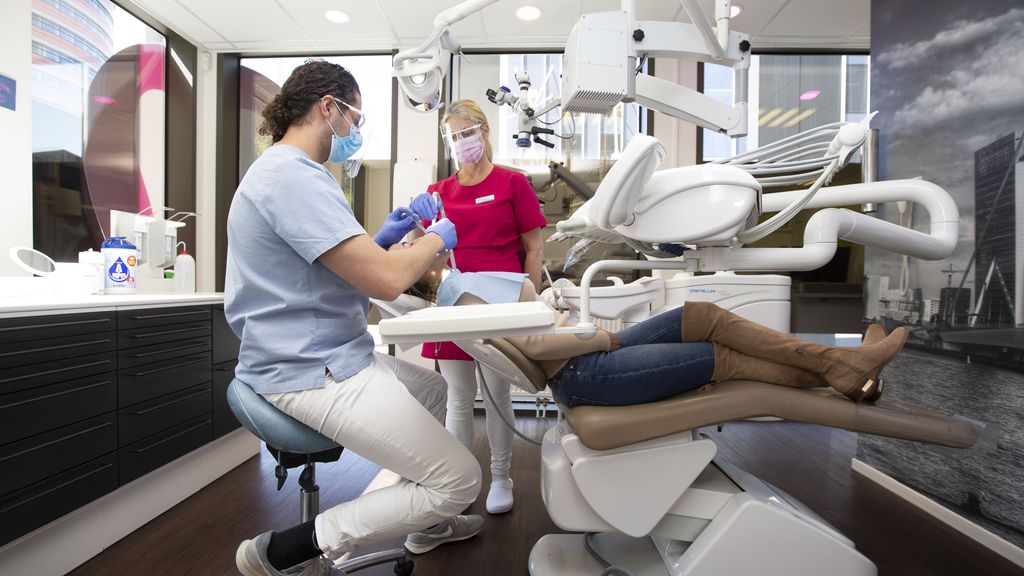 Gratis behandelingen bij eerste Landelijke Tandartsdag: 'Superdankbaar werk'