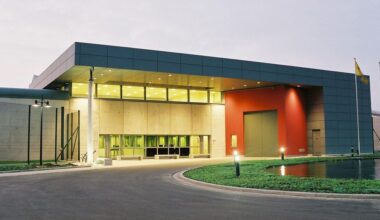 Babymoordproces in België op zijn kop door onverwachte bevalling verdachte