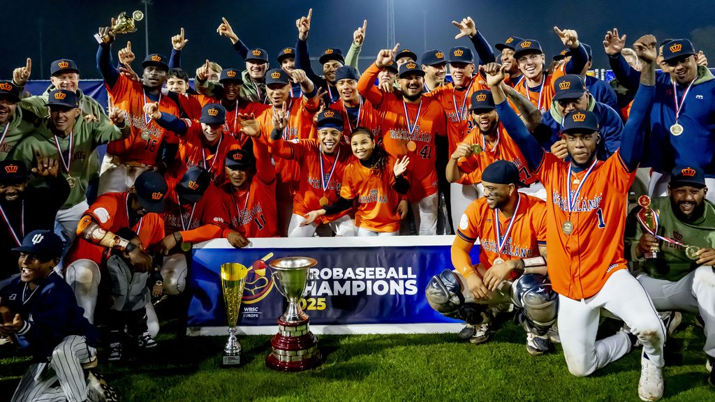 Honkballers voor de 25ste keer Europees kampioen na krappe zege op rivaal Italië