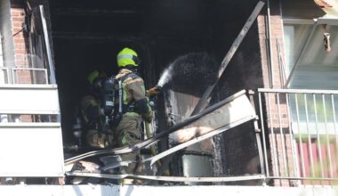 Explosie in flatgebouw Rijswijk, deel van de gevel ligt eruit