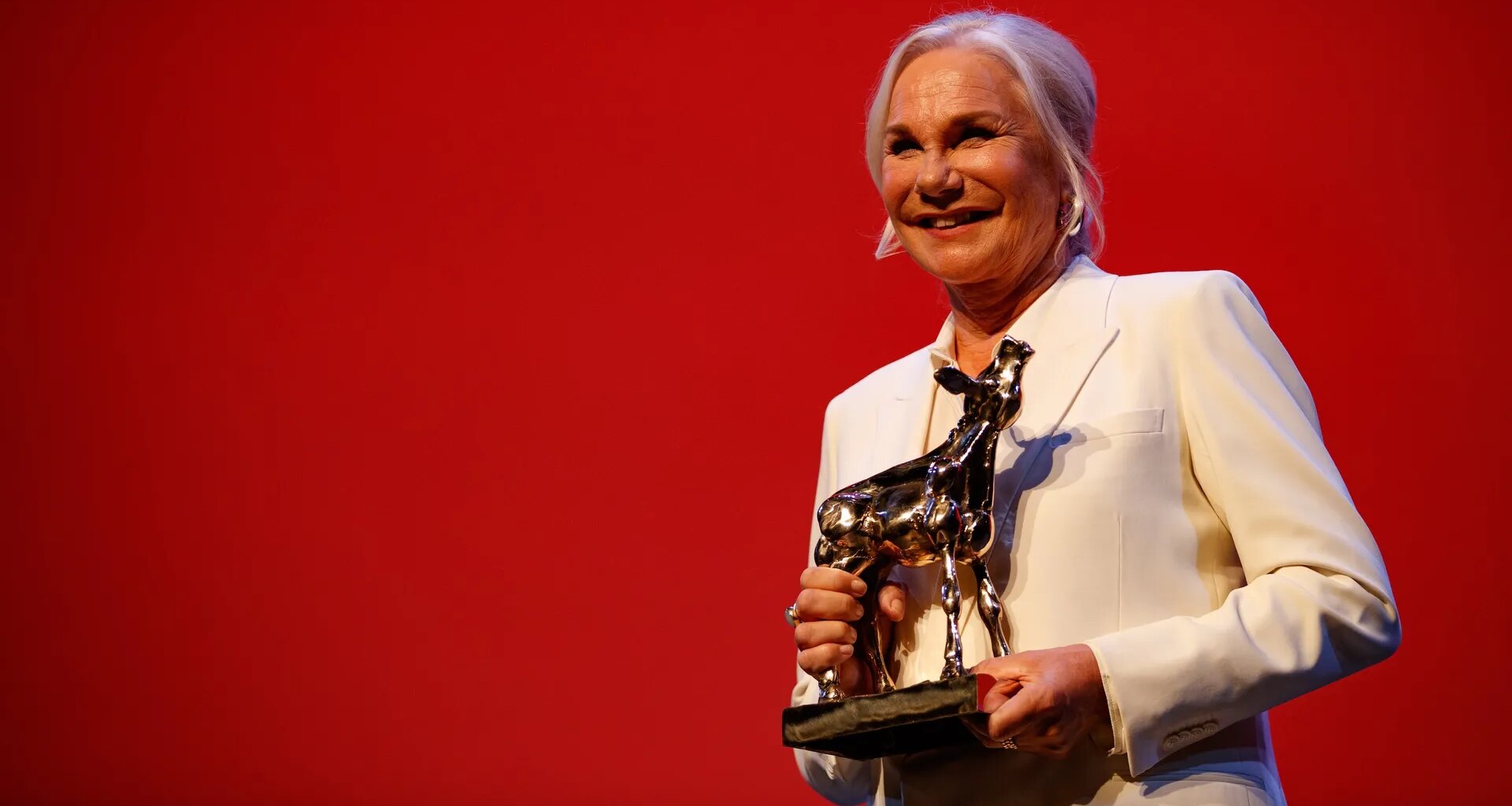 Een vrouw als Monique van de Ven - Joop