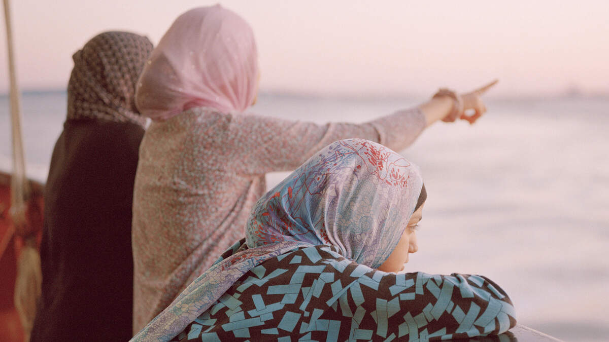 Fotograaf Nguan nam tien jaar lang de Staten Island Ferry en maakte intieme beelden van pendelaars ★★★★☆