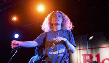 Blondshell verpakt de zwaarste kwesties in onbezorgde melodieën – OOR