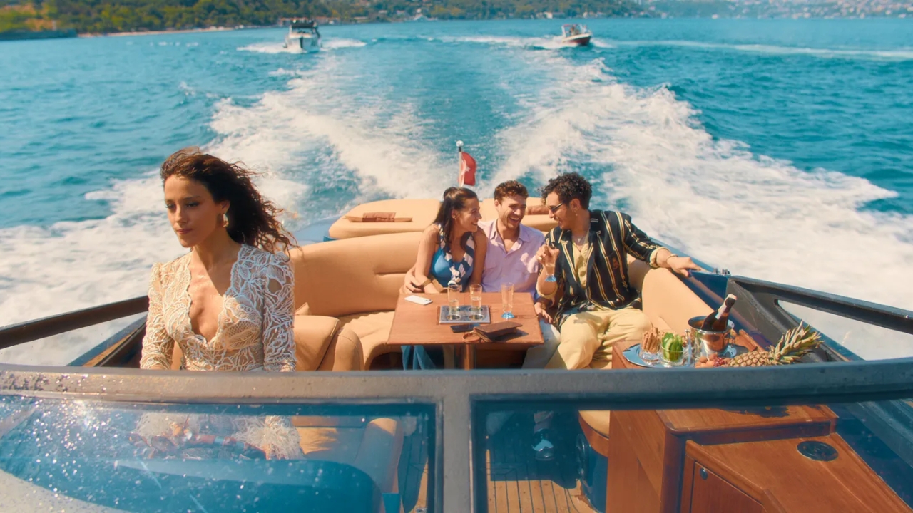 Netflix wordt overdonderd door nieuwe Orginal: "volgepropt met lachwekkende onwaarschijnlijkheden"