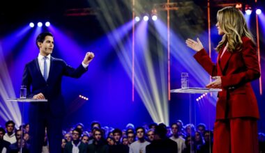 Lijsttrekkers Rob Jetten (D66) en Dilan Yesilgöz (VVD) tijdens het EenVandaag Verkiezingsdebat