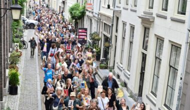 Lezersmars in Utrecht trekt meer dan duizend deelnemers