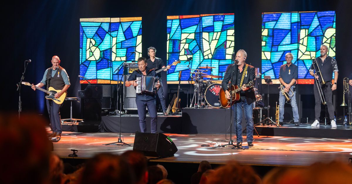 Zaterdag en zondag op L1 TV: de 40ste verjaardag van Rowwen Hèze