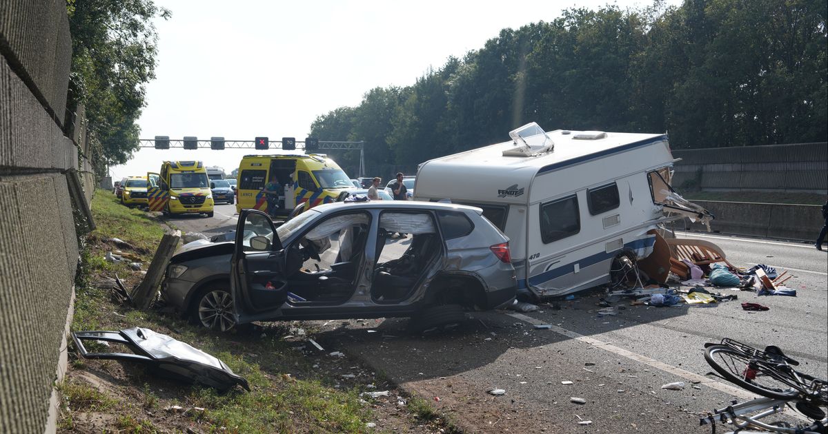 A28 afgesloten na ongeluk bij Staphorst - RTV Oost